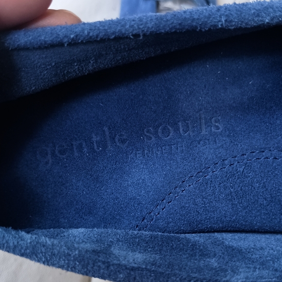 Gentle Soles By Kenneth Cole Blue Suede Leather Loafers_9 - Picture 4 of 8